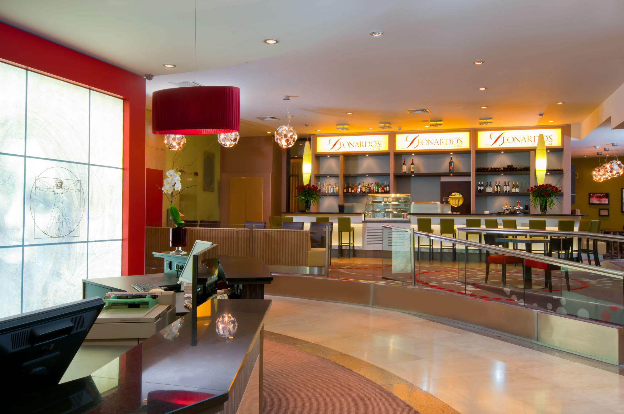 レオナルド シティ タワー ホテル テル アビブ Giv‘atayim エクステリア 写真 The lobby bar at the hotel